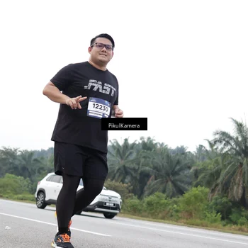 Runner Photo 7502736