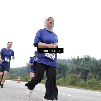 Runner Photo 7502743