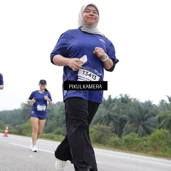 Runner Photo 7502747