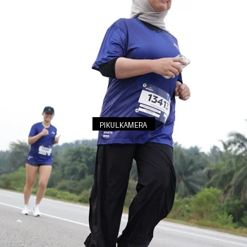 Runner Photo 7502751