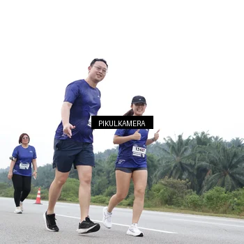 Runner Photo 7502752