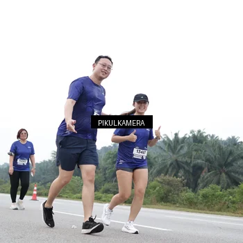 Runner Photo 7502755