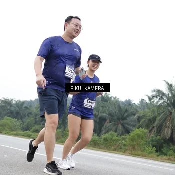 Runner Photo 7502757
