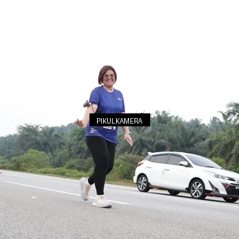 Runner Photo 7502766