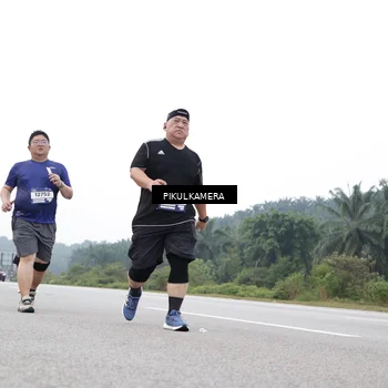 Runner Photo 7502774