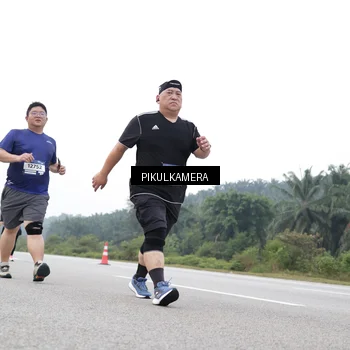 Runner Photo 7502780