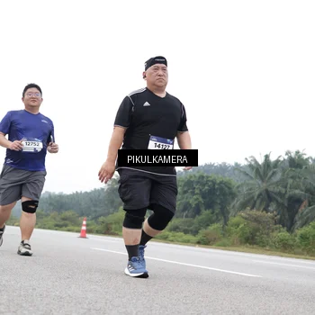 Runner Photo 7502784