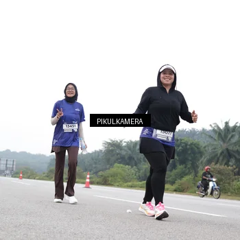 Runner Photo 7502806