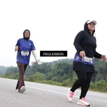 Runner Photo 7502815