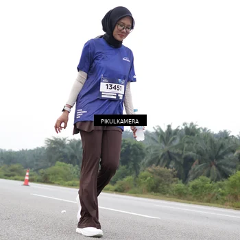 Runner Photo 7502823