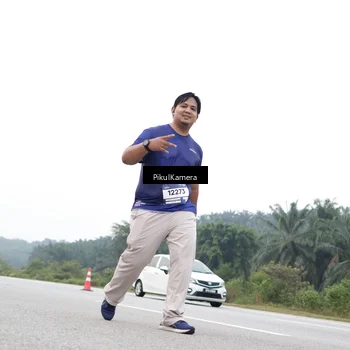 Runner Photo 7502833