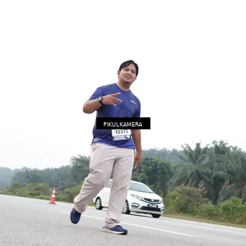 Runner Photo 7502834