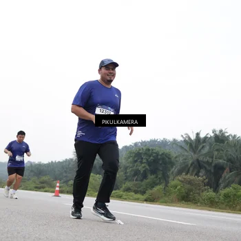 Runner Photo 7502848