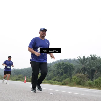 Runner Photo 7502849