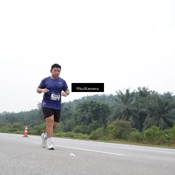 Runner Photo 7502855