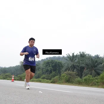 Runner Photo 7502857