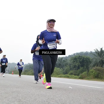 Runner Photo 7502862