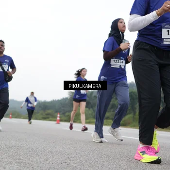Runner Photo 7502868