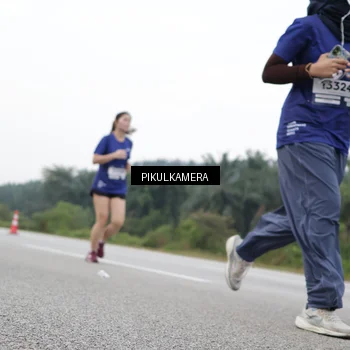 Runner Photo 7502872