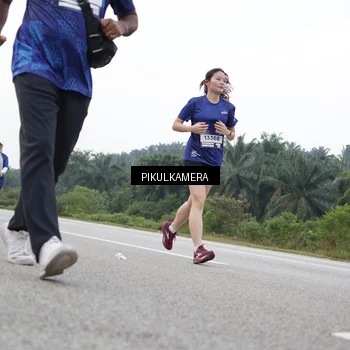 Runner Photo 7502876