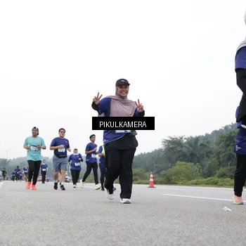 Runner Photo 7502891