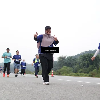 Runner Photo 7502898