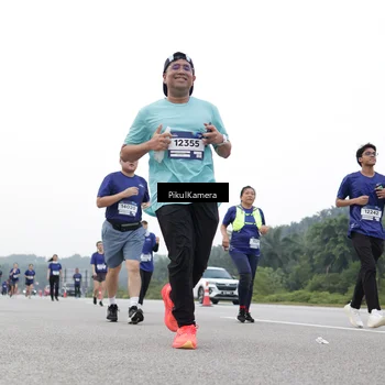 Runner Photo 7502906