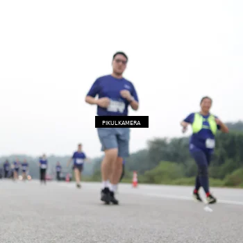 Runner Photo 7502909