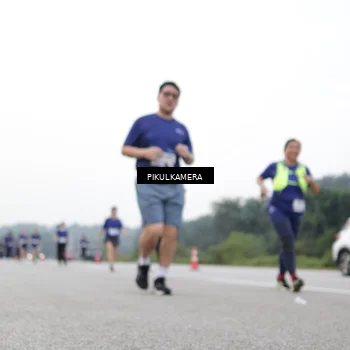 Runner Photo 7502910