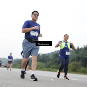 Runner Photo 7502918
