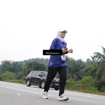 Runner Photo 7502926