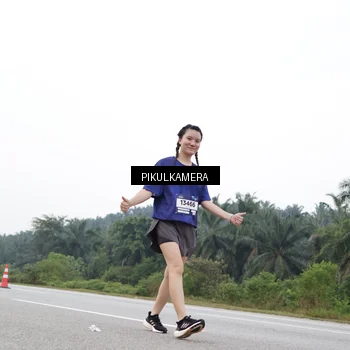 Runner Photo 7502936