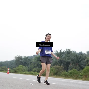 Runner Photo 7502938