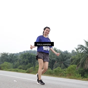 Runner Photo 7502941