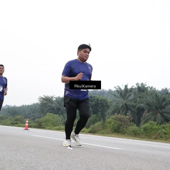 Runner Photo 7502964
