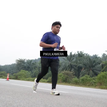 Runner Photo 7502965