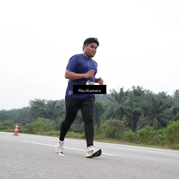 Runner Photo 7502967