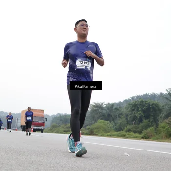 Runner Photo 7502971