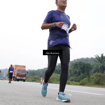 Runner Photo 7502977