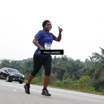 Runner Photo 7502984