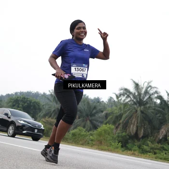 Runner Photo 7502988