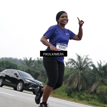 Runner Photo 7502989