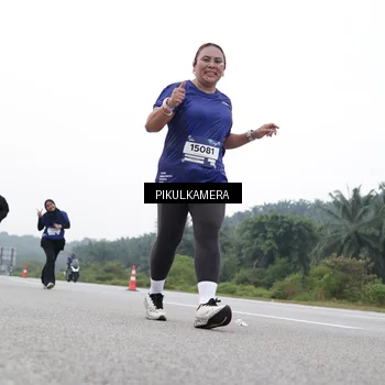 Runner Photo 7502998