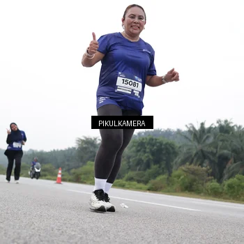 Runner Photo 7502999