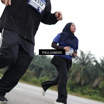 Runner Photo 7503020