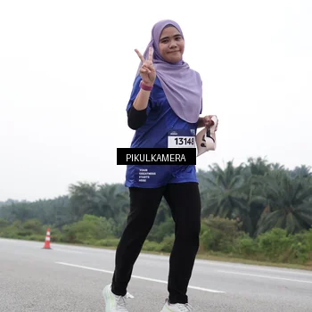 Runner Photo 7503022