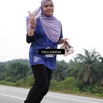 Runner Photo 7503027