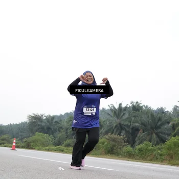 Runner Photo 7503035