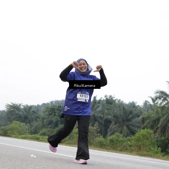 Runner Photo 7503044