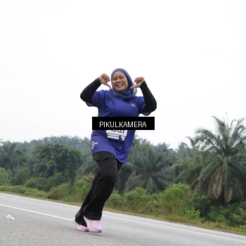 Runner Photo 7503046